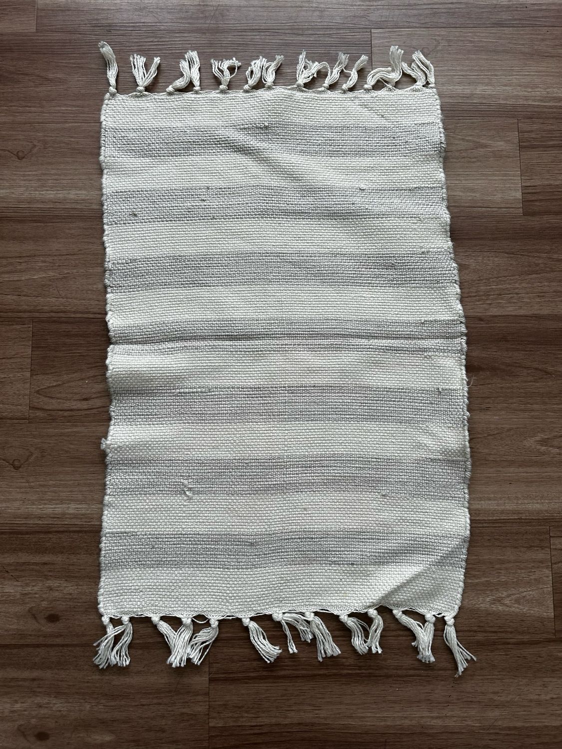 Cream & Light Grey Striped Rug 2x3