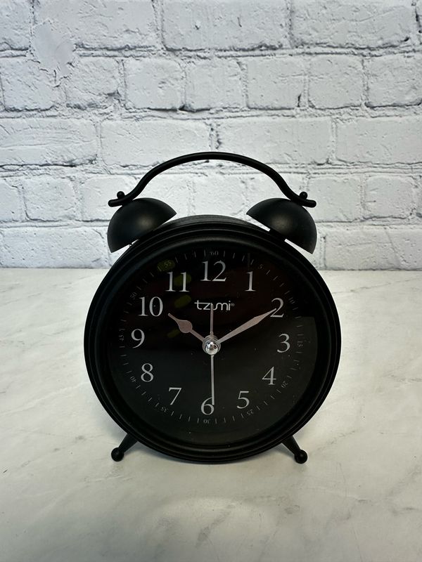Black Desk Clock