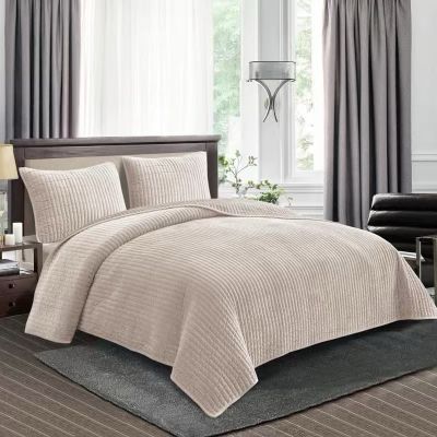 Queen Bedding - Soft Beige Quilt w/ 2 Cases