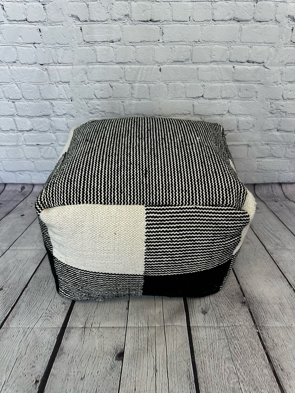 Black & White Plaid Pouf