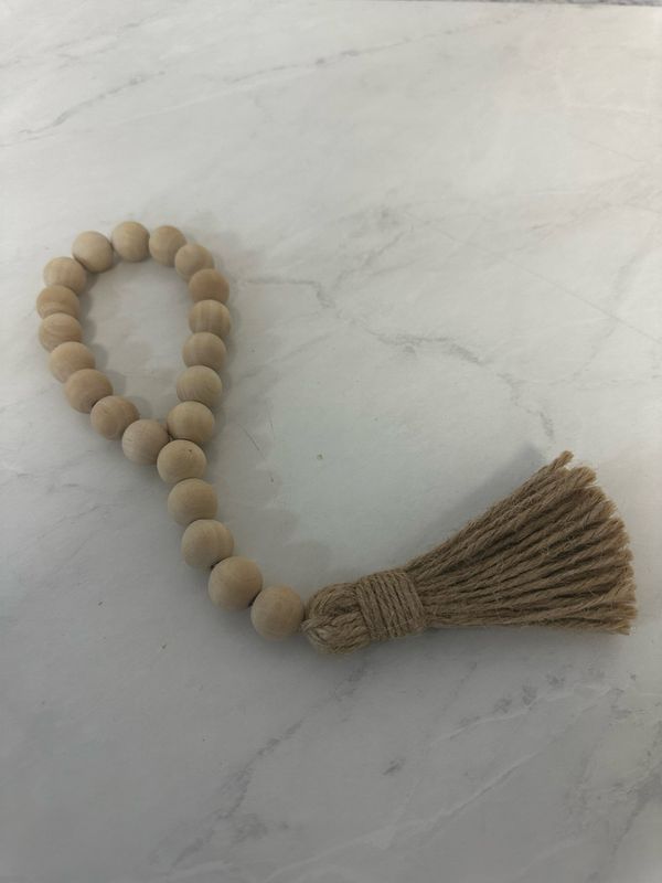 Beige Loop Decorative Table Beads