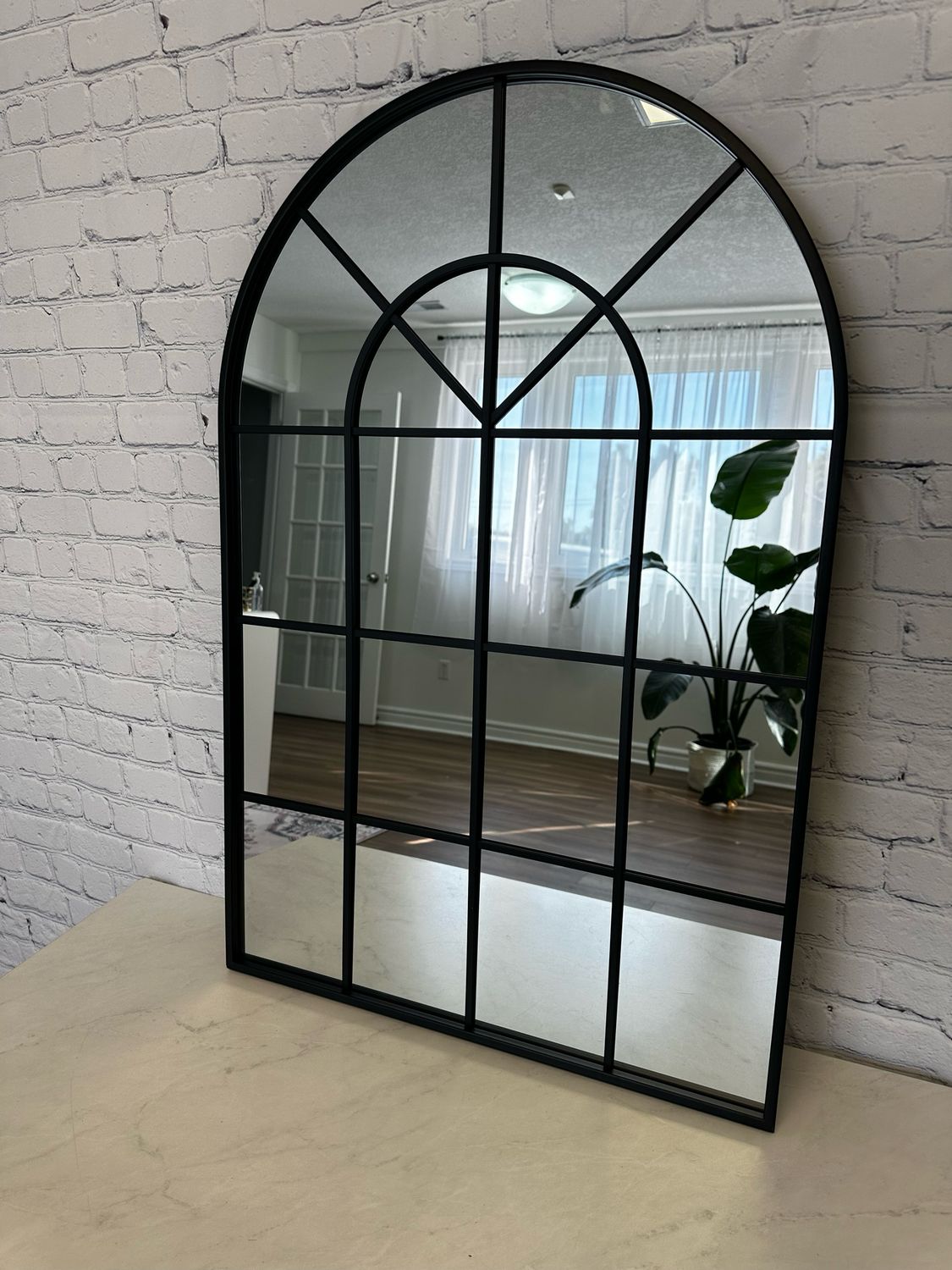Luxury Black Mirror