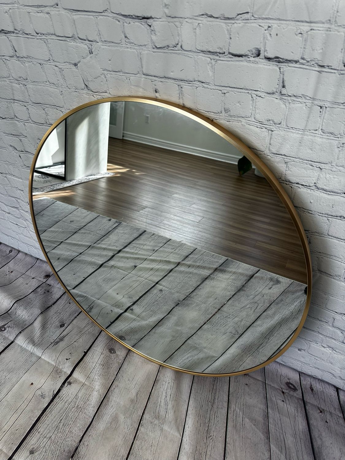 Oversized Gold Circle Mirror