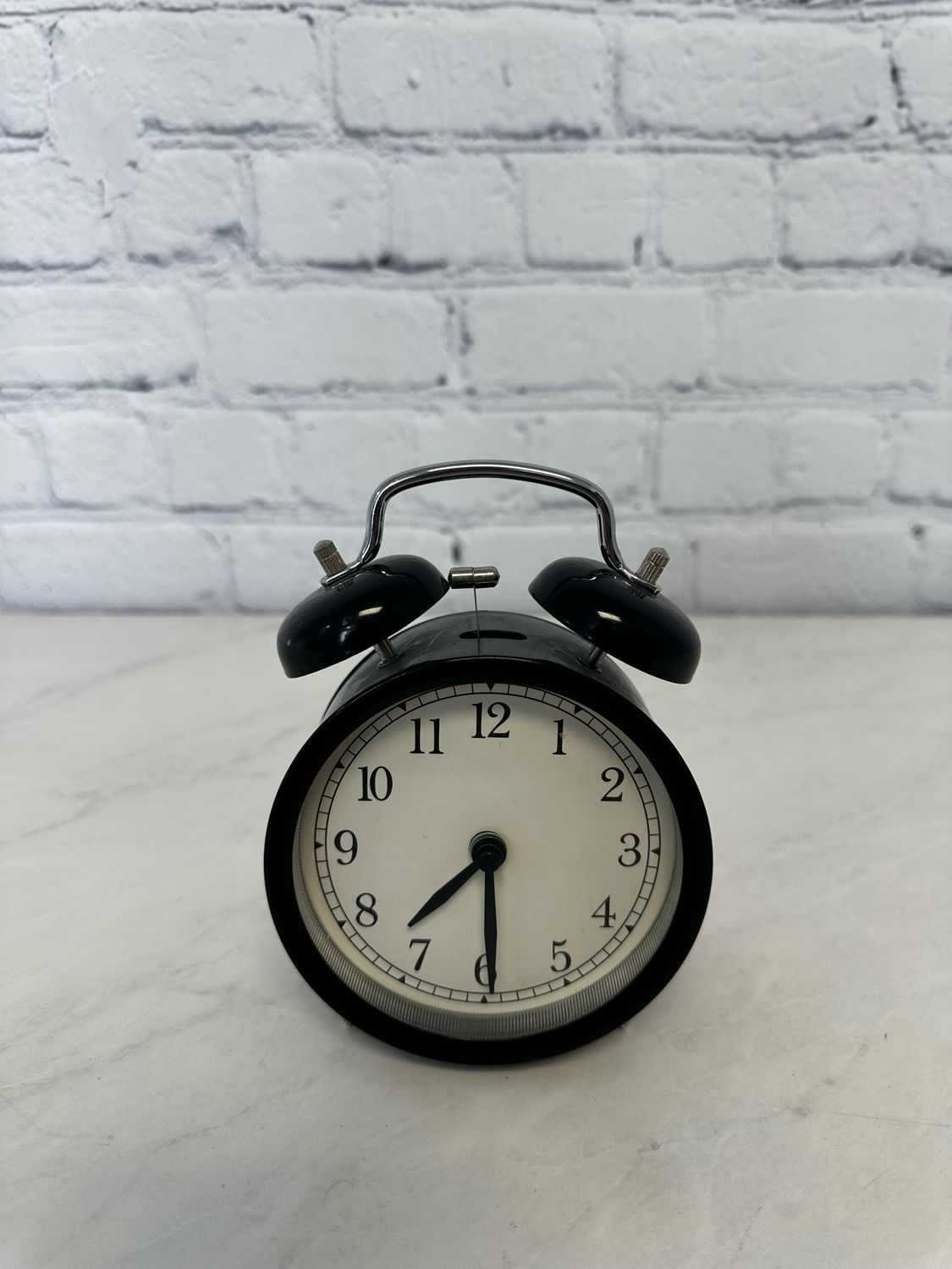 Black Desk Clock