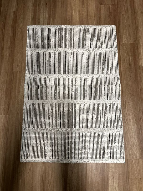 White/Brown/Black Rug 2.5x3.5