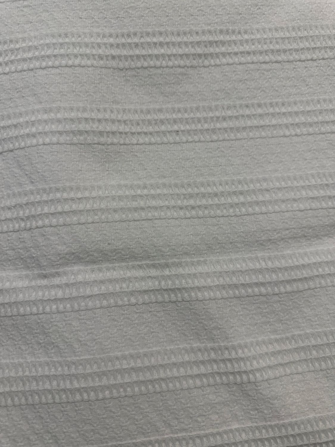 Queen Bedding - White Detailed Duvet w/ 2 Cases