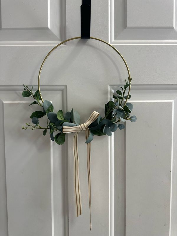 Small Greenery Wreath w/ Gold Ring