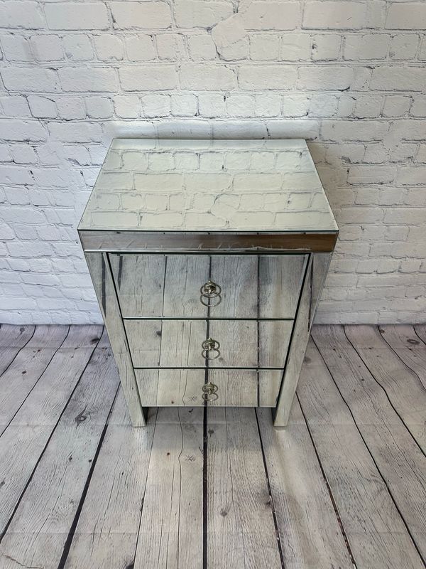 Single Tall Mirrored End Table