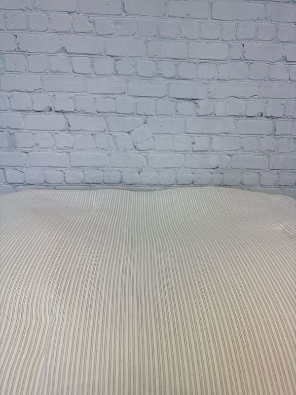 King Bedding - White & Tan Fine Line Comforter W/ Cases