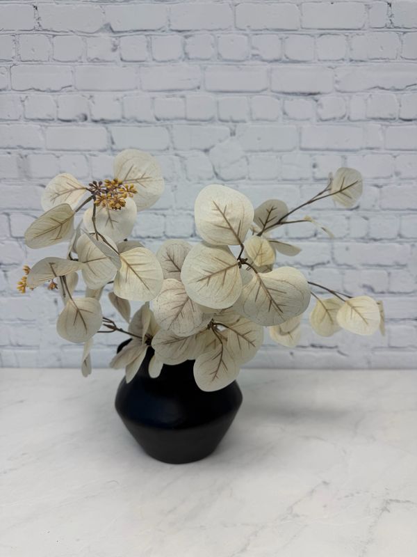 Black Modern Vase