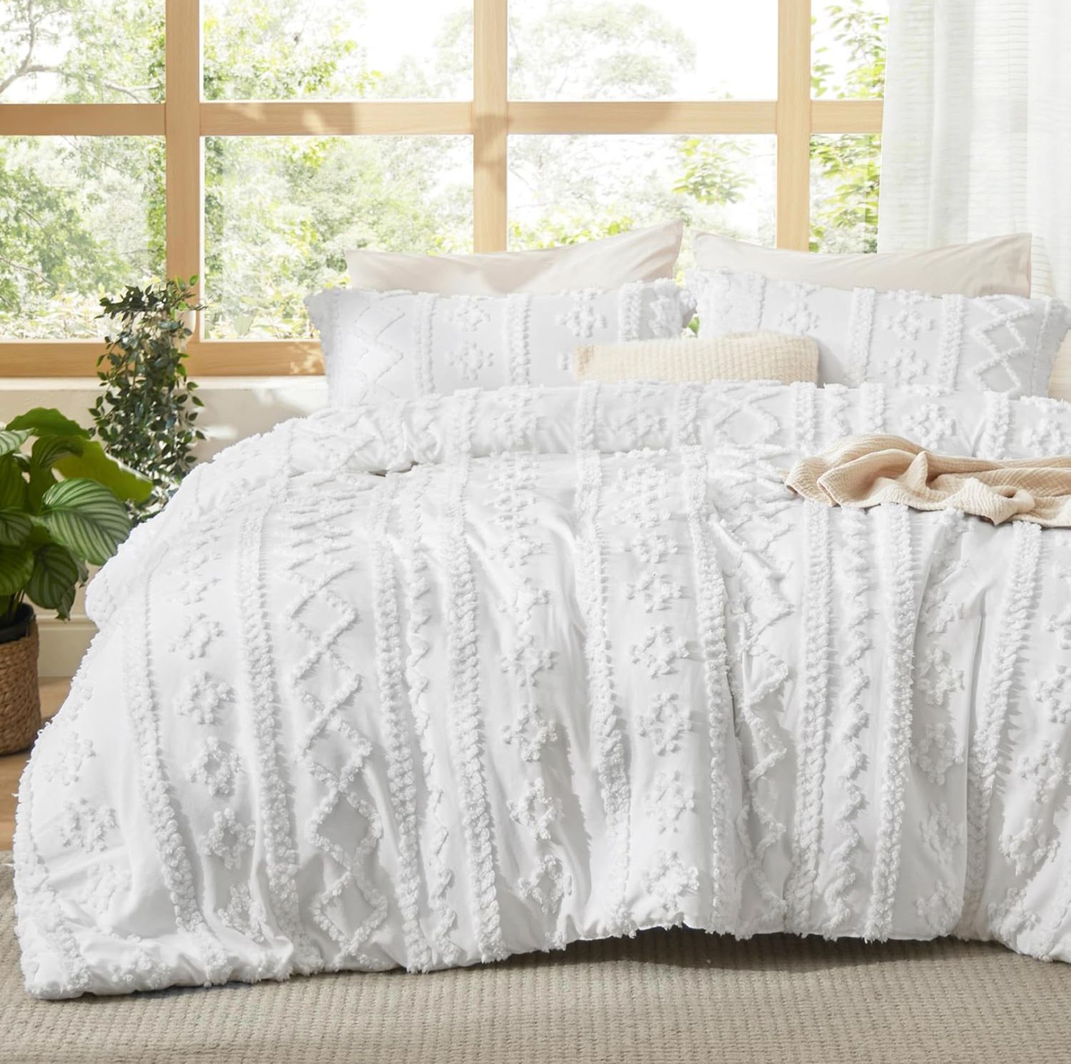 King Bedding - Bright White Boho Comforter w/ 2 Cases