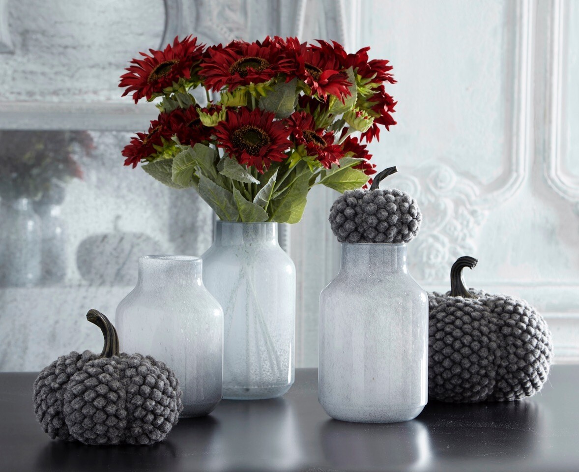 Gray Tufted Fabric Pumpkins, Size: 4.75 inch