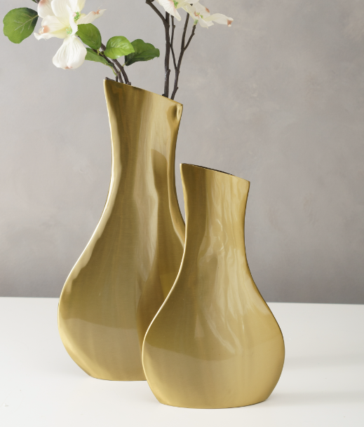 70028 Lg gold slender vase