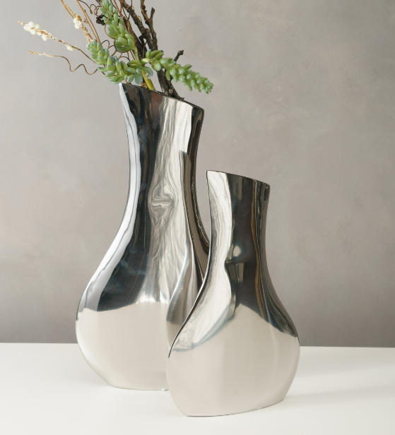 70027 Sm silver slender vase