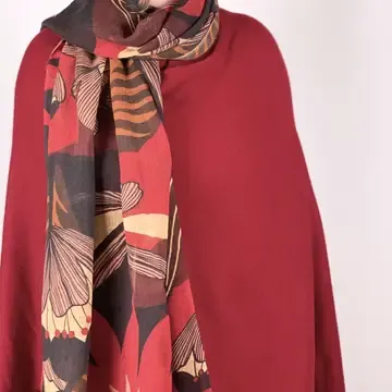 Cashmere Poncho Dolma