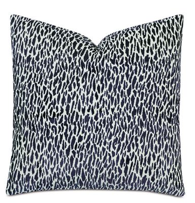 Earl Woven Decorative Pillow in Indigo