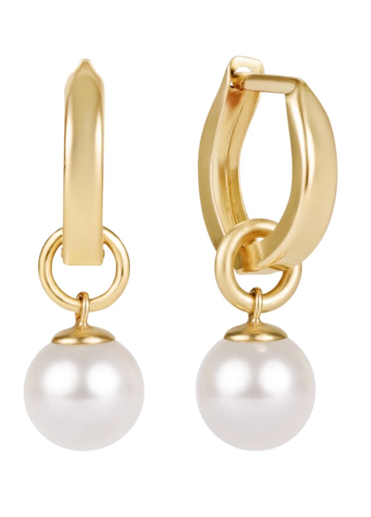 Huggie Gold 0.5in Hoop Classic Pearl 8mm Charm