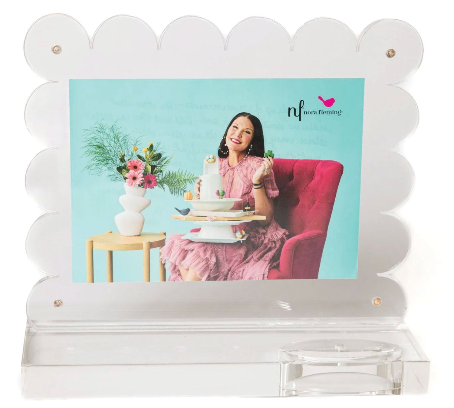 Scalloped Acrylic Frame CLR01