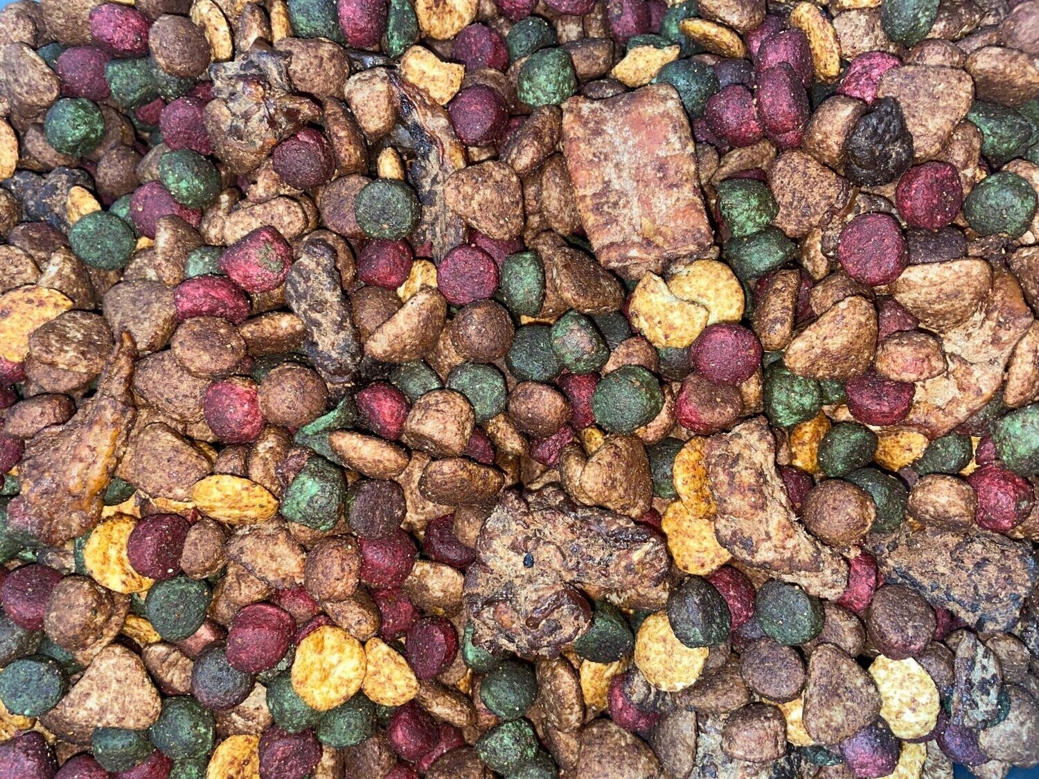 Dog food Cricket Inn Pet & Animal Feeds Ltd