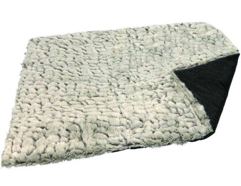 Dream Paws Self Heating Mat with Soft Plush Cover