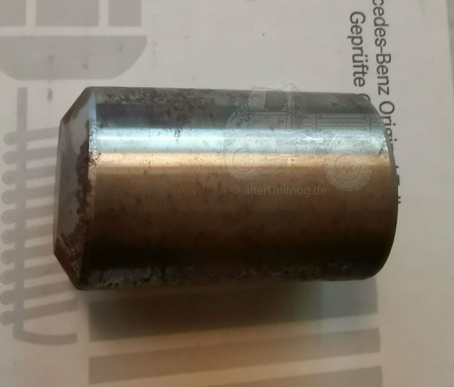 Achsschenkelbolzen 30mmx49 oben Unimog + MB Trac