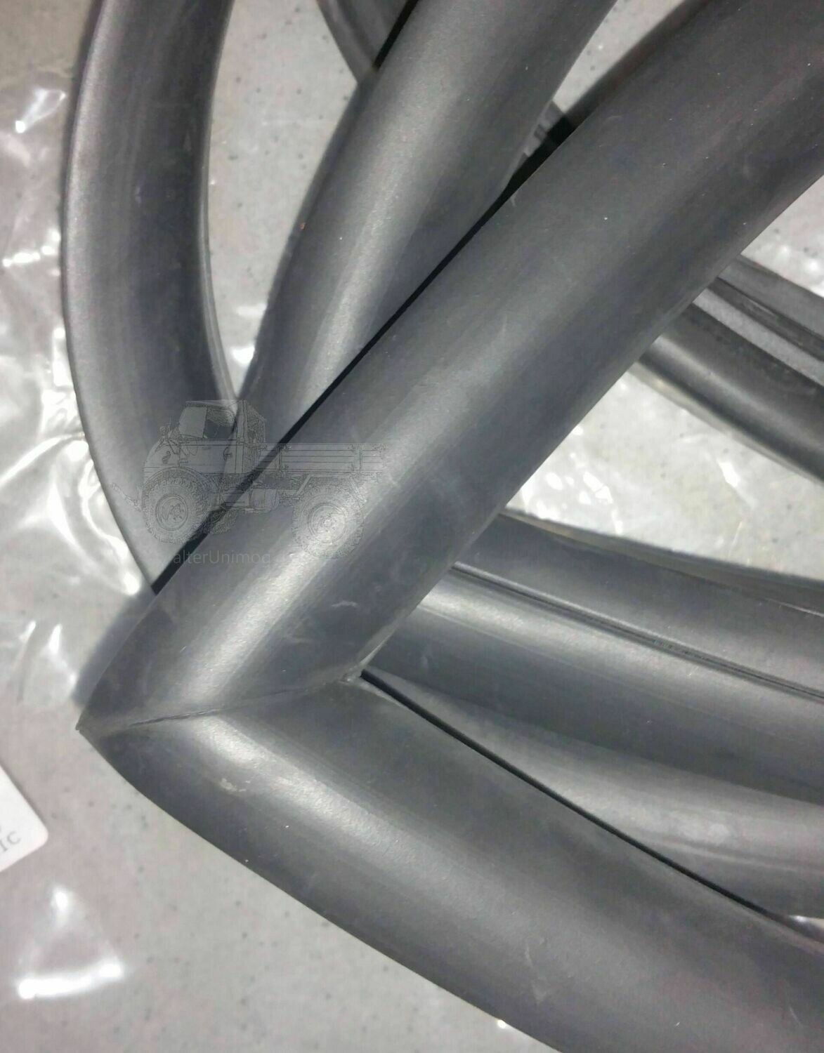 Scheibengummi Einglasgummi Unimog 406/421 geschlossen