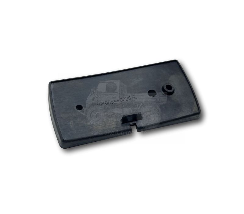 Unterlage links eckige Blinker Unimog 406,403,413,416,417,421 Unterlage links eckige Blinker Unimog 406,403,413,416,417,421