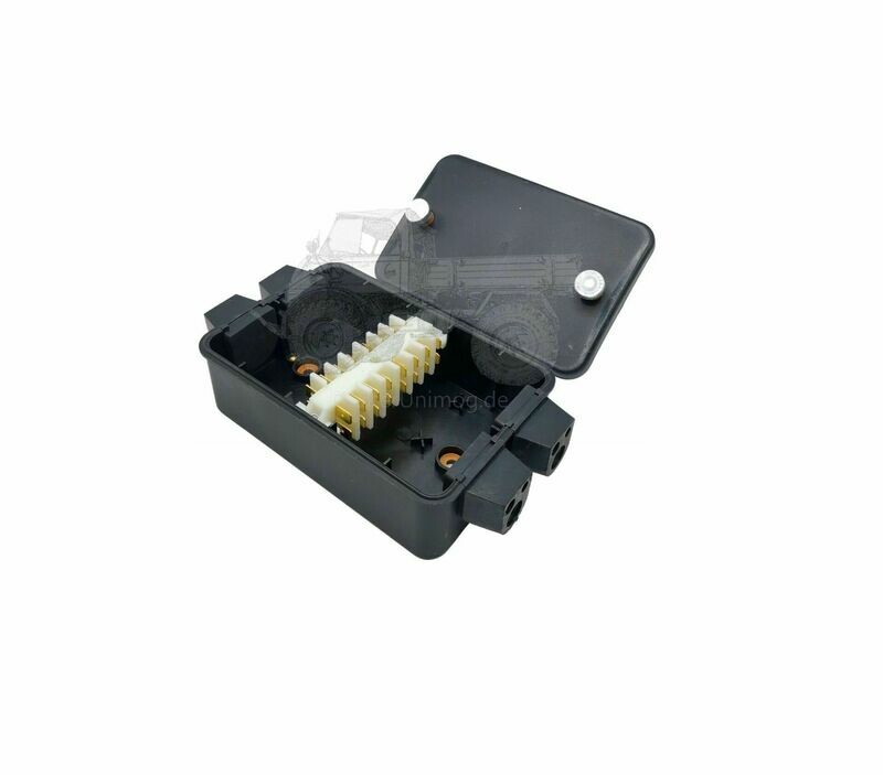 Kabelklemmdose mit Kabelverbinder Kabelklemmdose mit Kabelverbinder