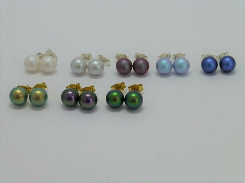 Ohrstecker mit Perle 10mm irisierende Farben