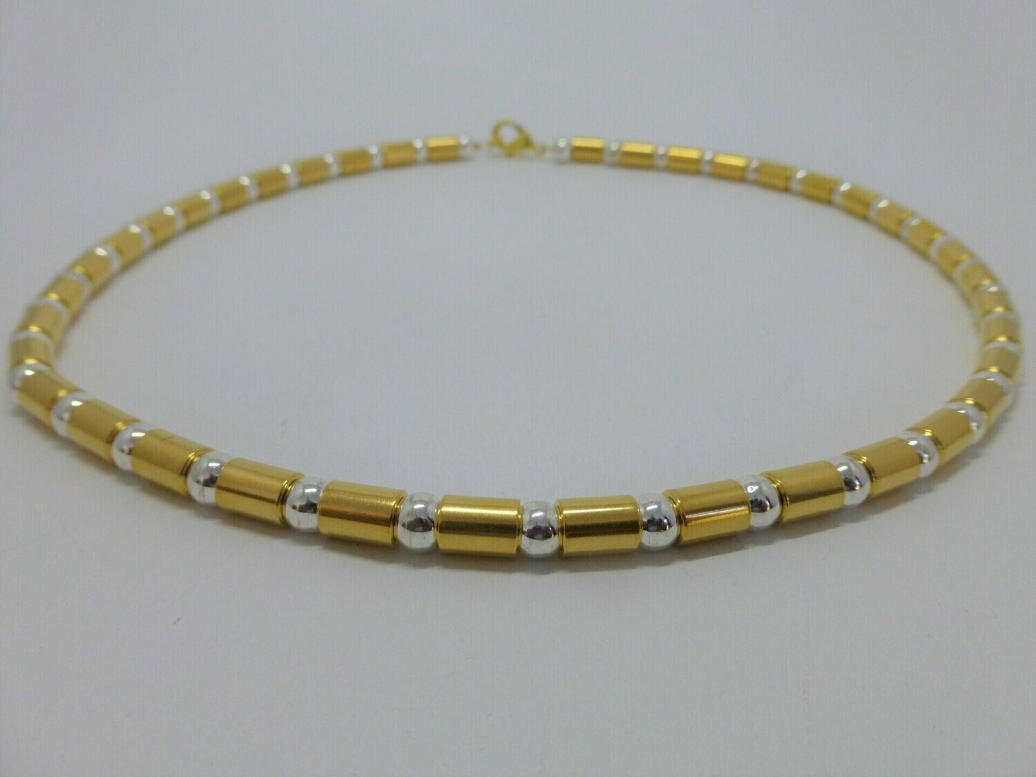 Halskette Tubes Gold mit Hämatit Silber 6mm