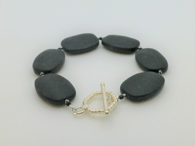 Armband Onyx matt Oval Barock mit Knebel Silber