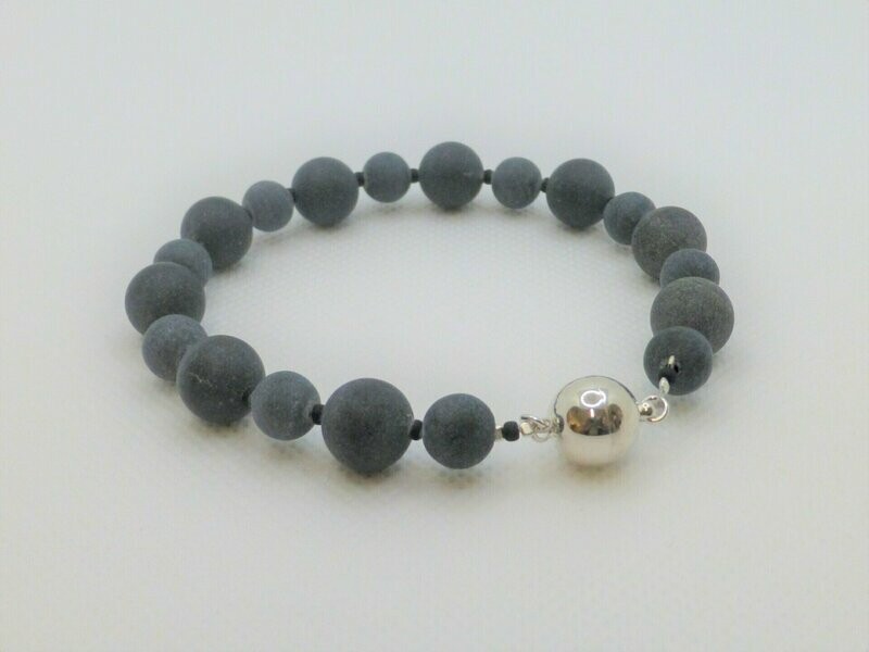 Armband Onyx matt Kugeln mit Magnetverschluss