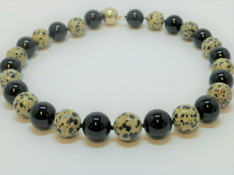 Halskette Onyx und Dalmatiner-Jaspis 14mm