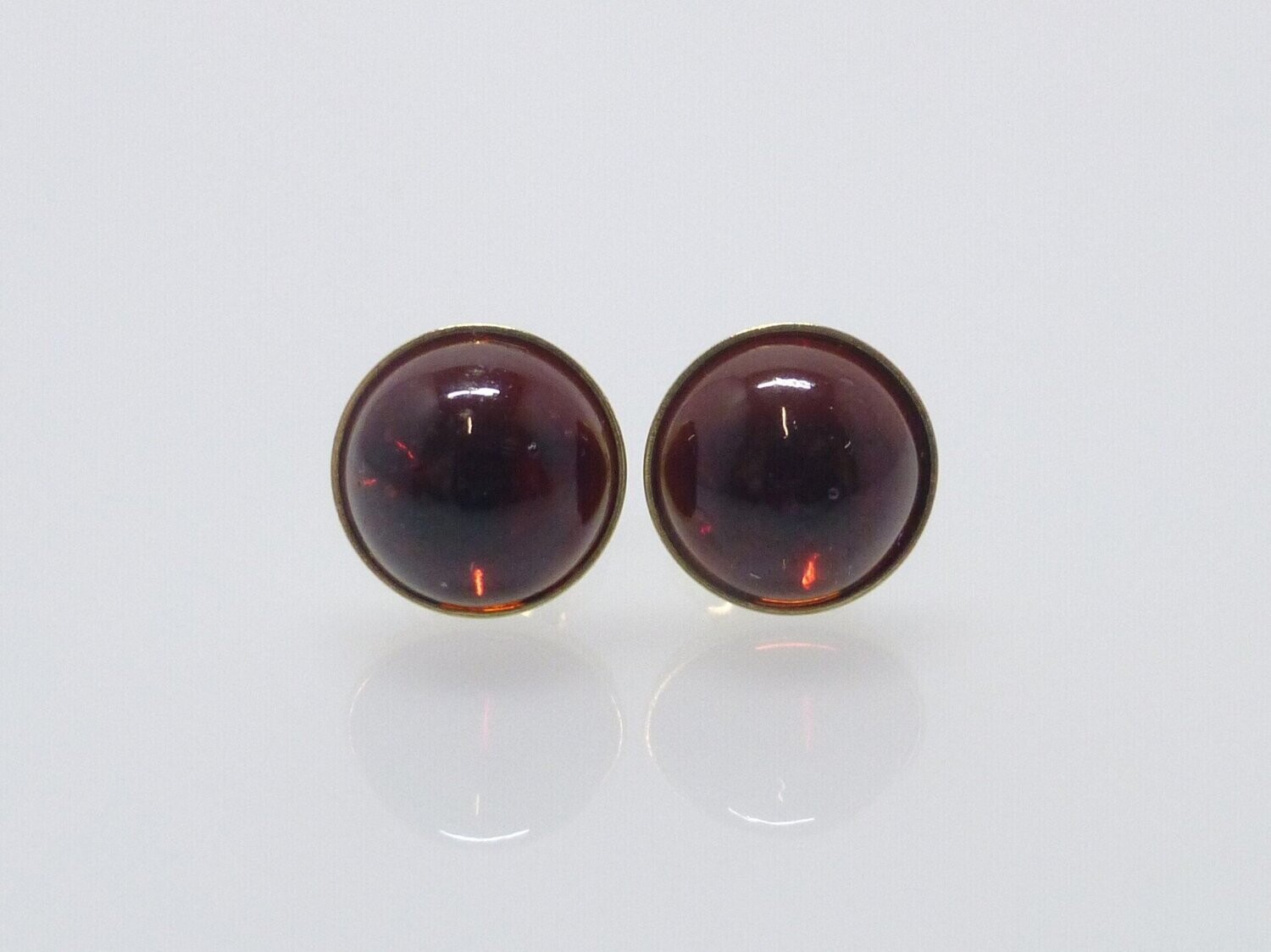 Ohrstecker Granat Cabochon - verschiedene Größen