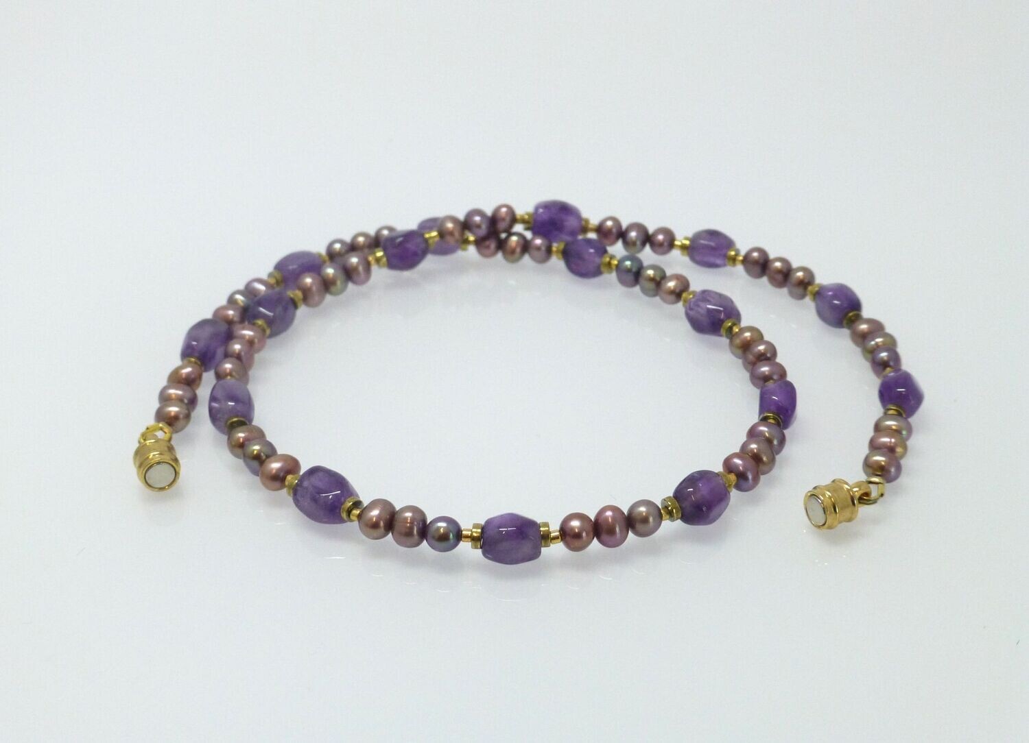 Halskette Süsswasser-Perlen Violett mit Amethyst