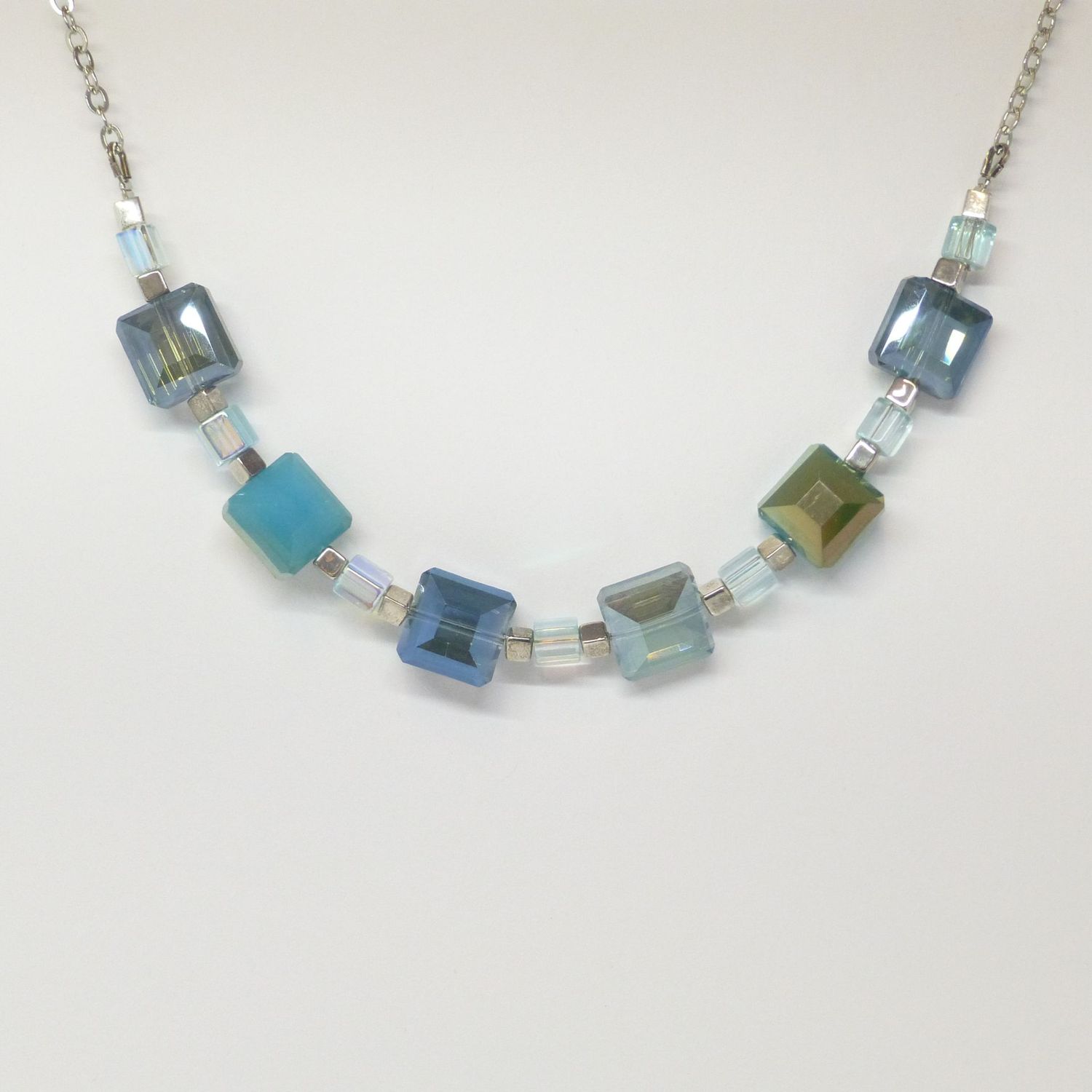 Statement-Kette Kristall-Quadrate Aqua-Blau