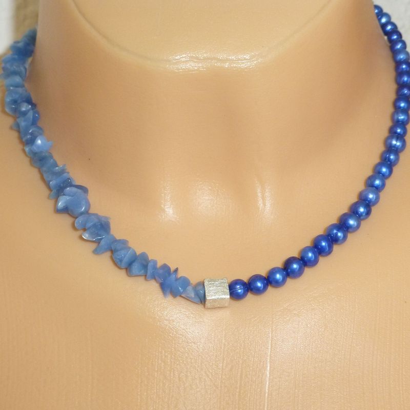 Halskette Blauquarz mit Süsswasser-Perlen Blau