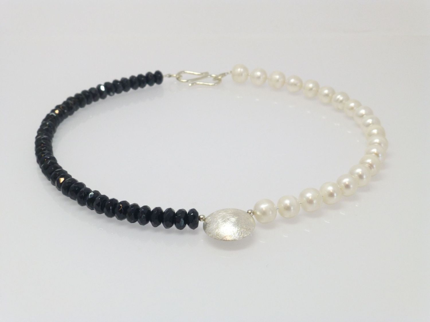 Halskette Onyx Rondelle mit Perlen Weiß