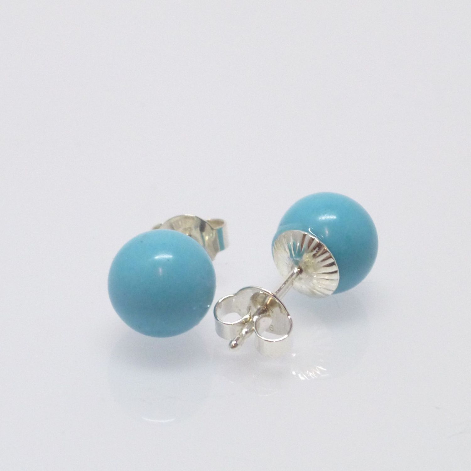 Ohrstecker Türkis Kugel - verschiedene Größen Ohrstecker Türkis Kugel - verschiedene Größen