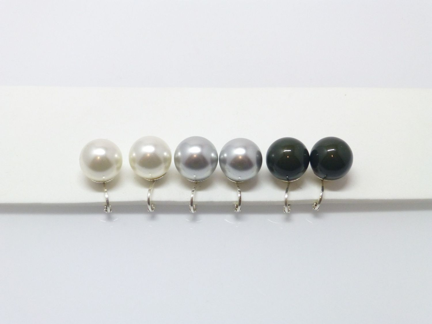 Ohrclips mit Perle 14mm Ohrclips mit Perle 14mm