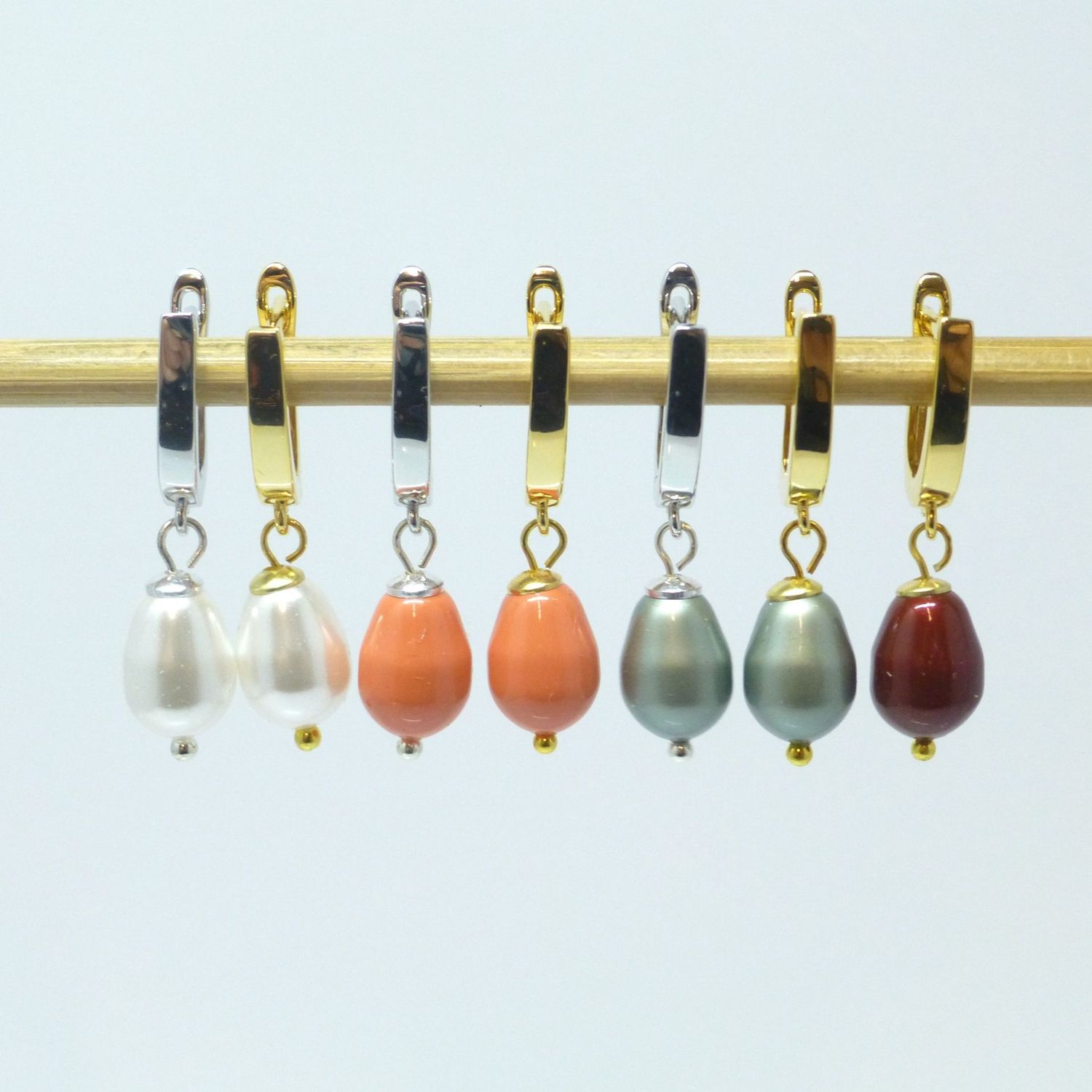 Klapp-Creolen mit Perlen-Tropfen 11x8 Klapp-Creolen mit Perlen-Tropfen 11x8