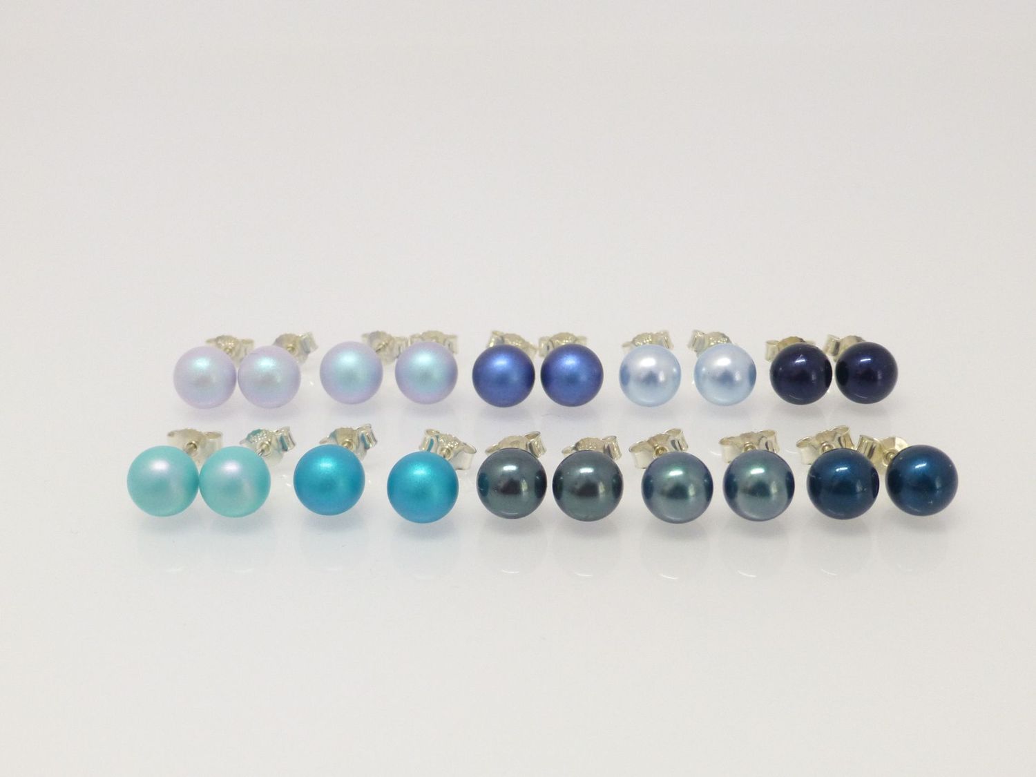 Ohrstecker mit Perle 8mm - Blau-Türkis-Grün Ohrstecker mit Perle 8mm - Blau-Türkis-Grün