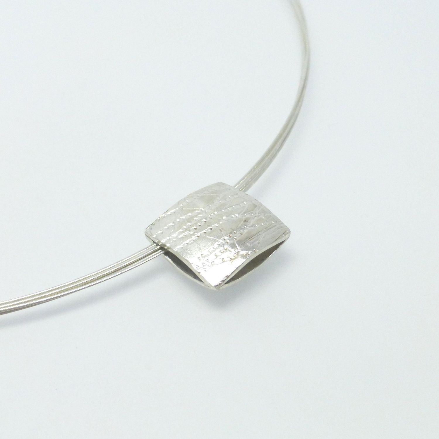 Vario-Anhänger Quadrat mit Struktur Silber 925 15mm Vario-Anhänger Quadrat mit Struktur Silber 925 15mm