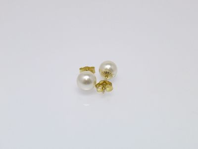 Ohrstecker mit Perlen
