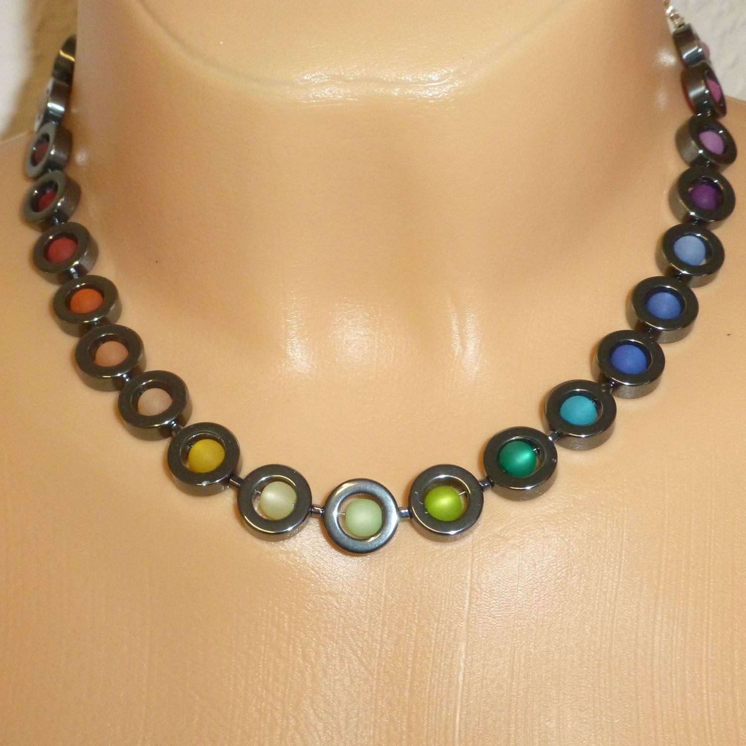 Halskette Hämatitringe mit Polaris Regenbogen Halskette Hämatitringe mit Polaris Regenbogen