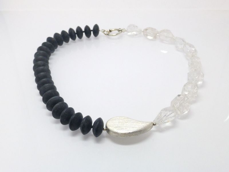 Halskette Onyx matt mit Bergkristall Nuggets