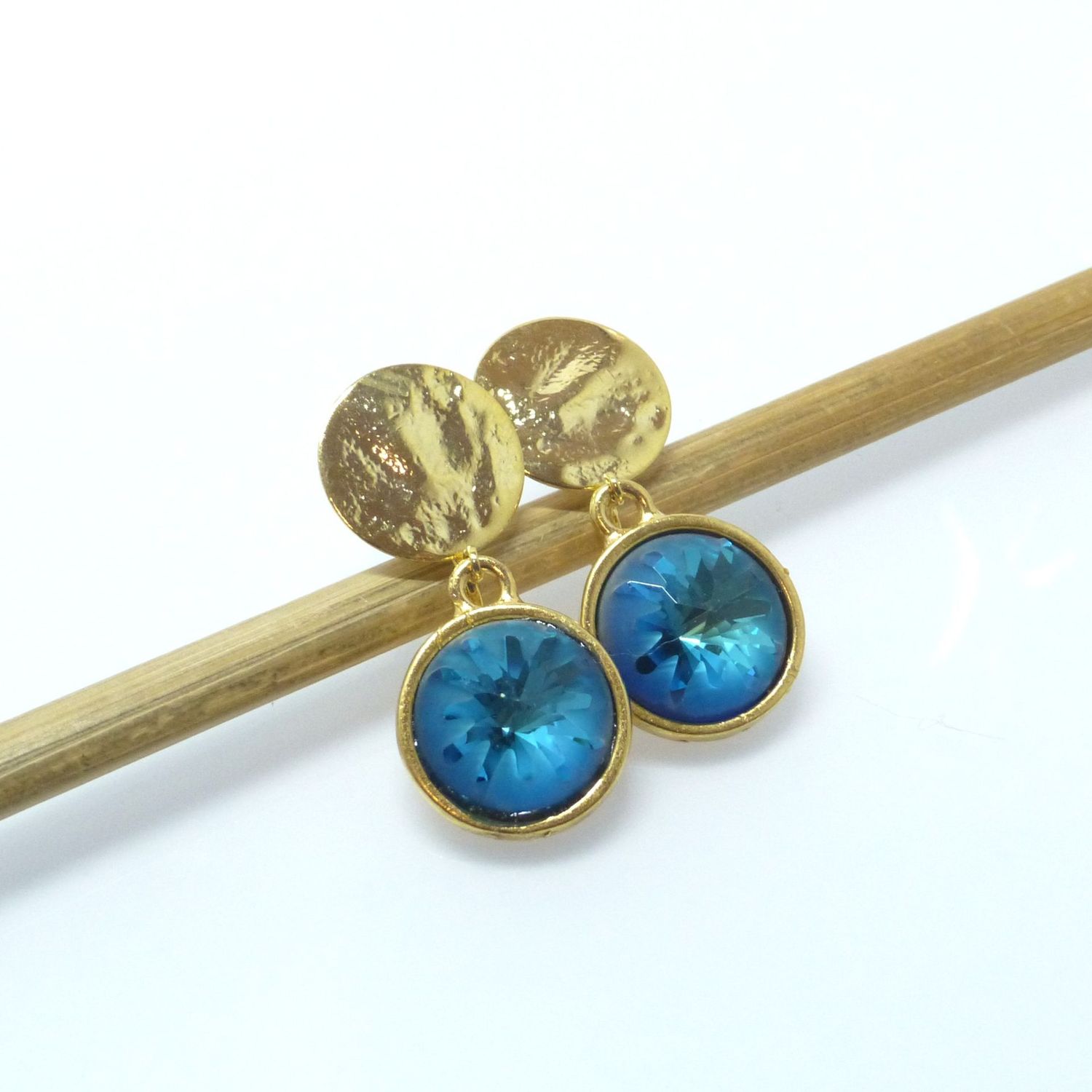 Ohrclips Seeigel Rivoli 14mm Bermuda Blue Ohrclips Seeigel Rivoli 14mm Bermuda Blue