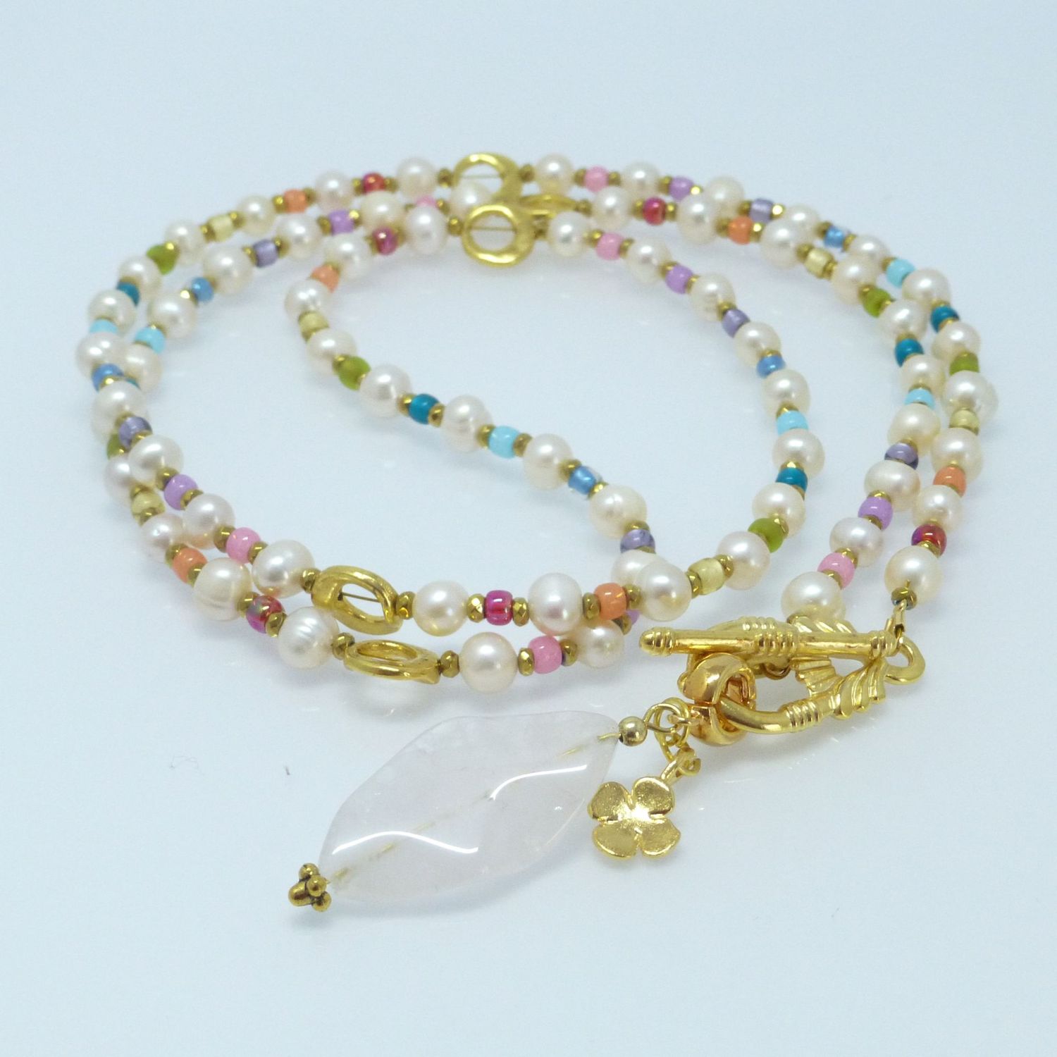 Lange Zuchtperlenkette Weiß-Bunt mit Gold