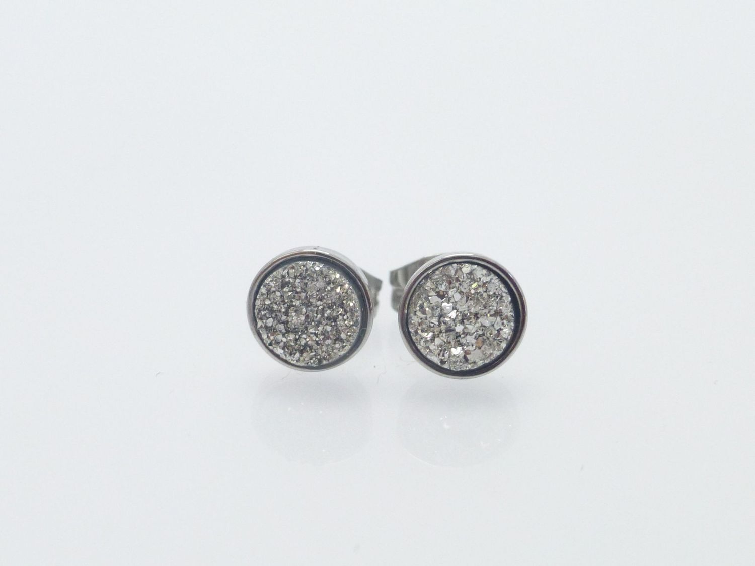 Ohrstecker Edelstsahl Druzy Achat Silber 6mm 8mm Ohrstecker Edelstsahl Druzy Achat Silber 6mm 8mm