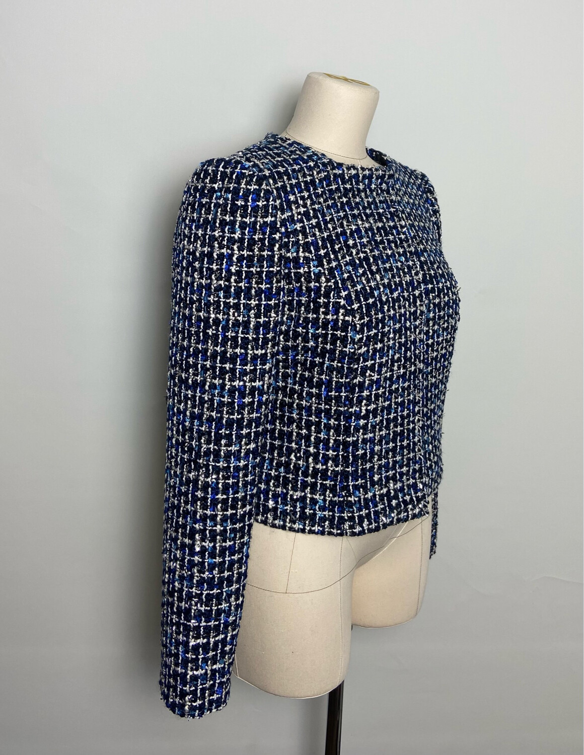 Kurzes Blazer aus Tweed